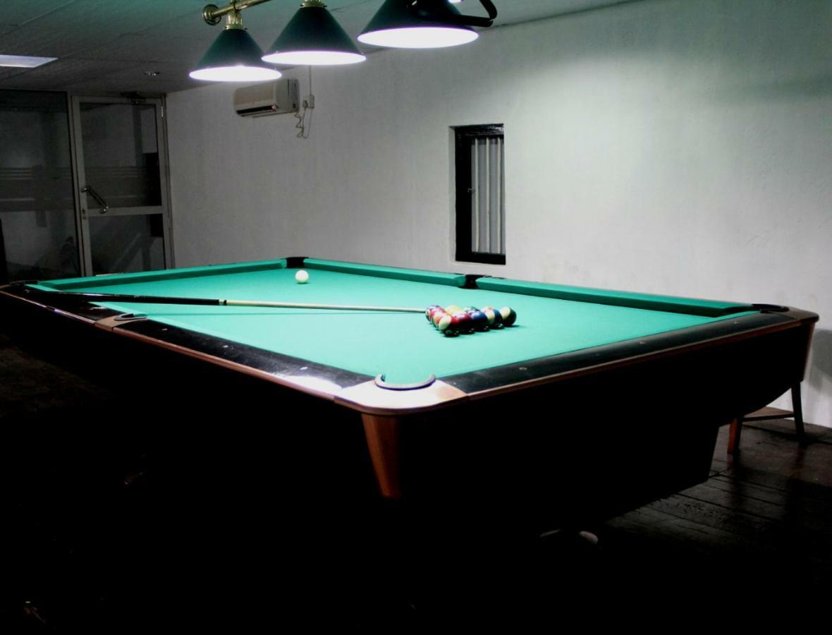 Randiyaepiliyagoda Resort Avissawella Buitenkant foto